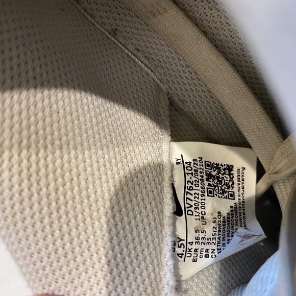 Nike Air Force 1 - Torquoise and White Size 4.5Y - Picture 4 of 4